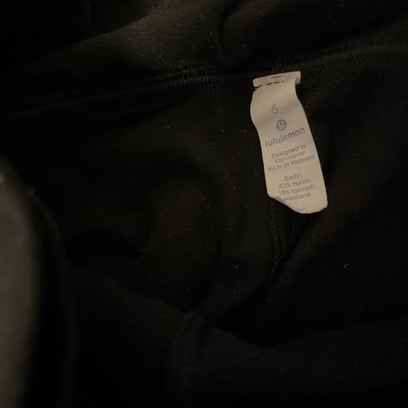 Lululemon Leggings size 6 - Picture 4 of 4
